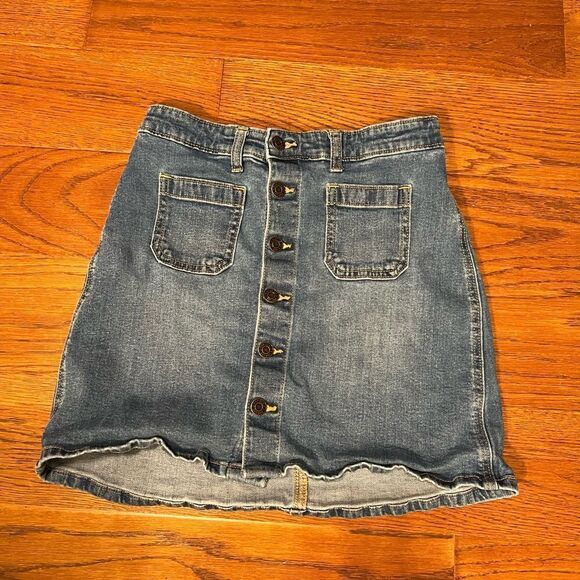 Gap size 0/25 button up denim jean skirt - Picture 1 of 5
